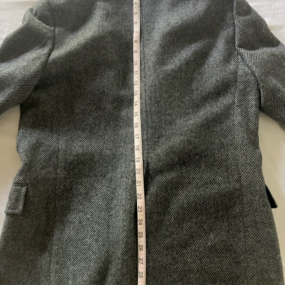 Men's Gray Herringbone Jacket - image 8